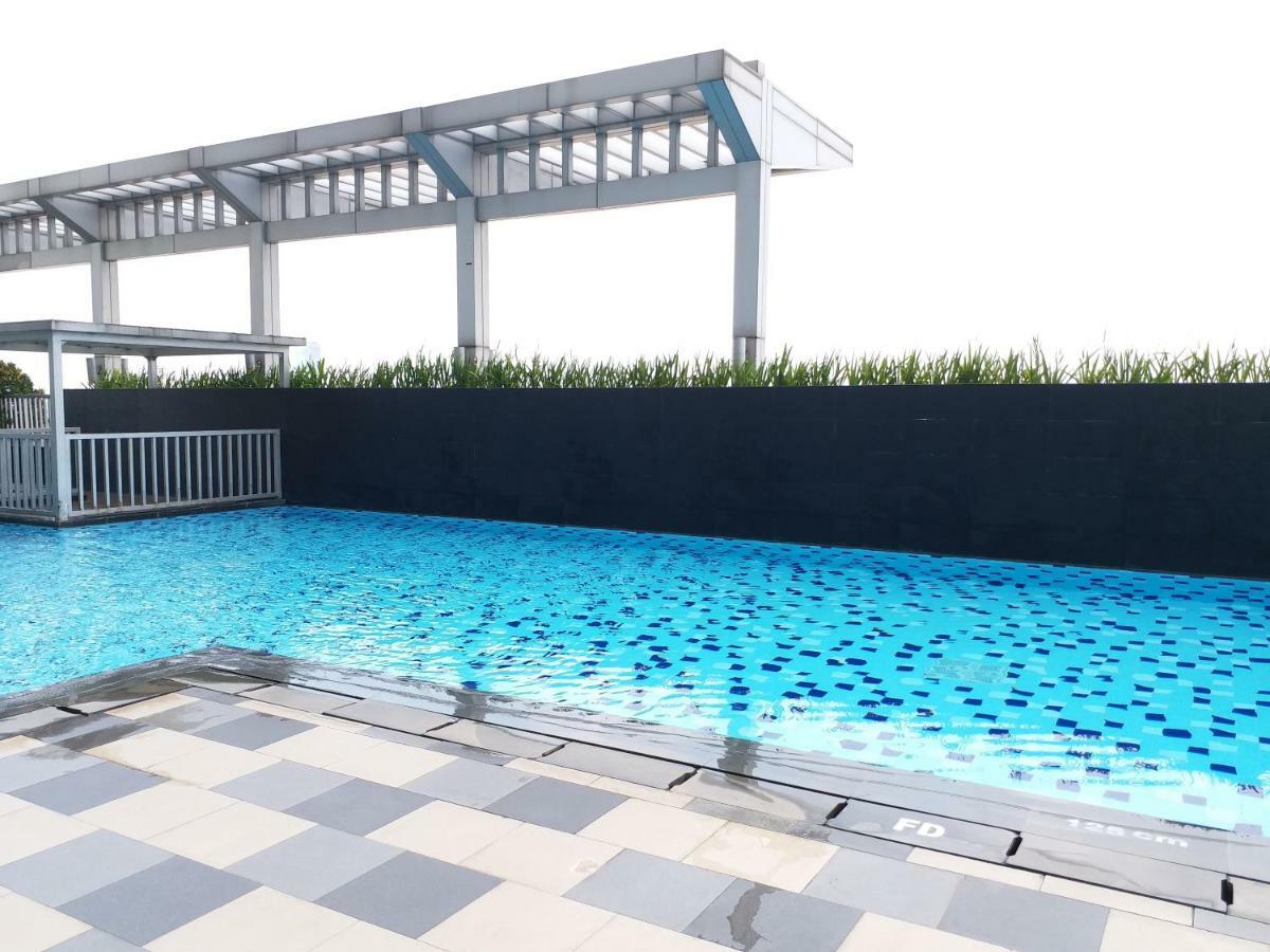 ג'קרטה Apartment Cosmo Terrace מראה חיצוני תמונה